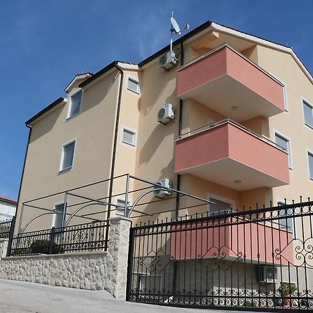 Rogoznica Apartments Kristina المظهر الخارجي الصورة